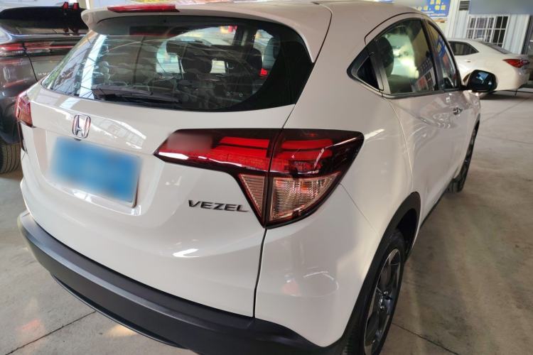 Used Honda Vezel 2017 1.8L CVT Front-Wheel Drive Pioneer Edition Rear Right 45 Deg