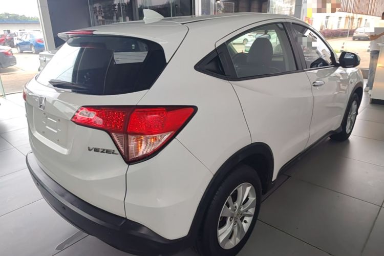 Used Honda Vezel 2017 1.5L CVT 2WD Comfort Model Rear Right 45 Deg