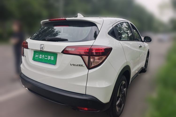 Used Honda Vezel 2017 1.8L CVT Front-Wheel Drive Pioneer Edition Rear Right 45 Deg