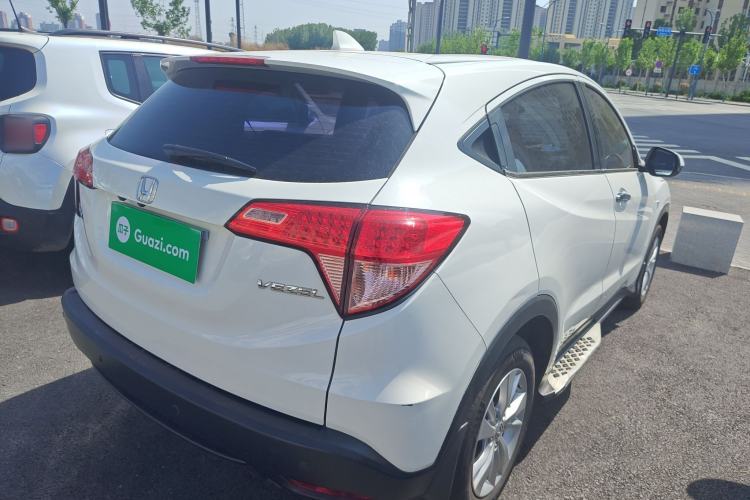 Used Honda Vezel 2017 1.5L CVT 2WD Comfort Model Rear Right 45 Deg