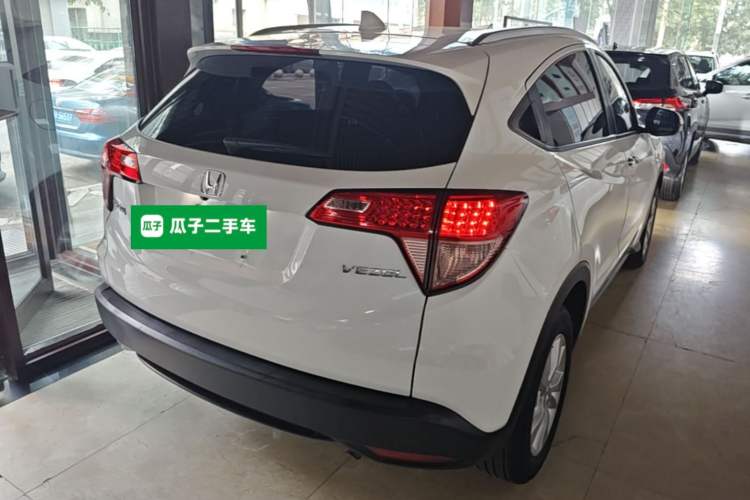 Used Honda Vezel 2017 1.5L CVT 2WD Comfort Model Rear Right 45 Deg