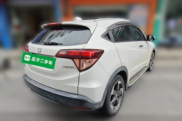 Used Honda Vezel 2017 1.8L CVT Two-Wheel Drive Luxury Model Rear Right 45 Deg