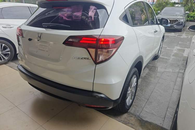 Used Honda Vezel 2017 1.5L CVT 2WD Comfort Model Rear Right 45 Deg