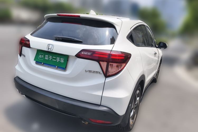 Used Honda Vezel 2017 1.8L CVT Front-Wheel Drive Pioneer Edition Rear Right 45 Deg