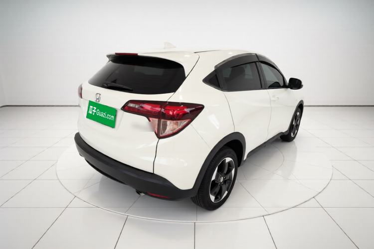 Used Honda Vezel 2017 1.8L CVT Front-Wheel Drive Pioneer Edition Rear Right 45 Deg