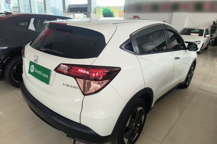 Used Honda Vezel 2017 1.8L CVT Front-Wheel Drive Pioneer Edition Rear Right 45 Deg