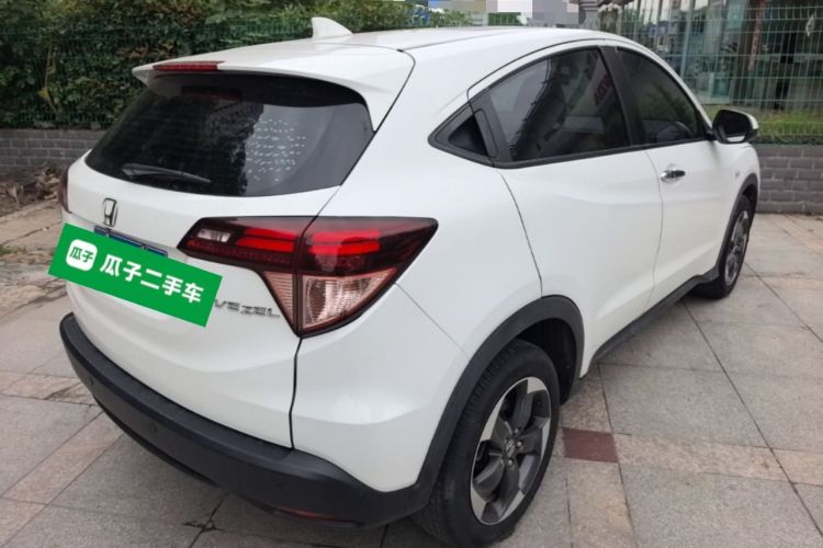 Used Honda Vezel 2017 1.8L CVT Front-Wheel Drive Pioneer Edition Rear Right 45 Deg