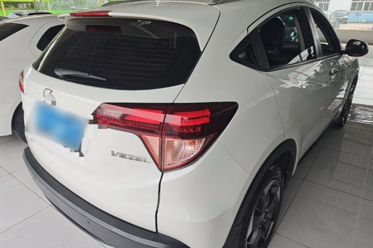 Used Honda Vezel 2017 1.8L CVT Front-Wheel Drive Pioneer Edition Rear Right 45 Deg