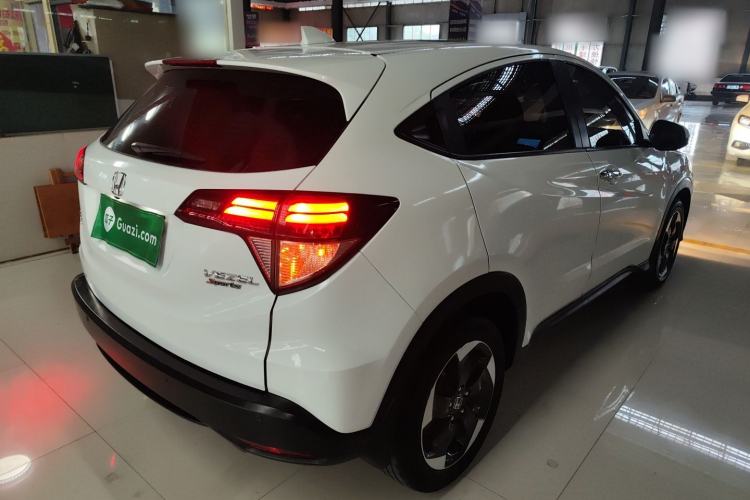 Used Honda Vezel 2017 1.8L CVT Front-Wheel Drive Pioneer Edition Rear Right 45 Deg