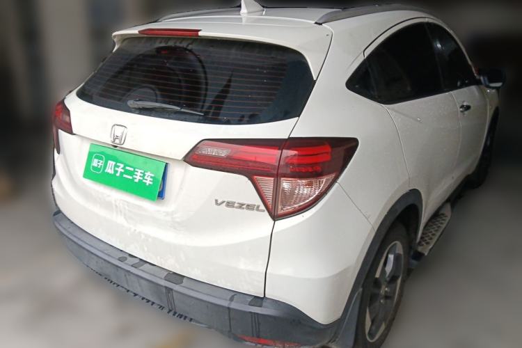 Used Honda Vezel 2017 1.8L CVT Front-Wheel Drive Pioneer Edition Rear Right 45 Deg