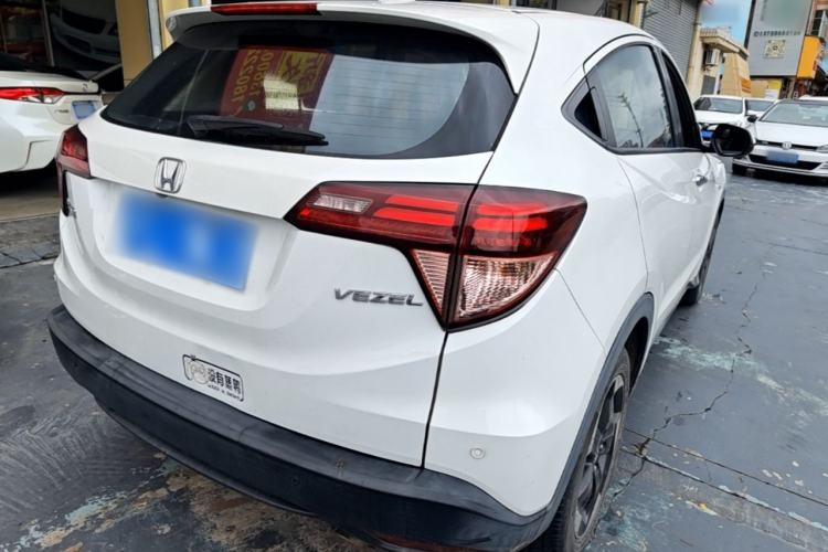 Used Honda Vezel 2017 1.8L CVT Front-Wheel Drive Pioneer Edition Rear Right 45 Deg