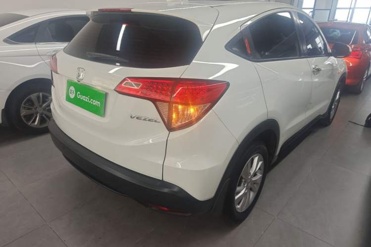 Used Honda Vezel 2017 1.5L CVT 2WD Comfort Model Rear Right 45 Deg