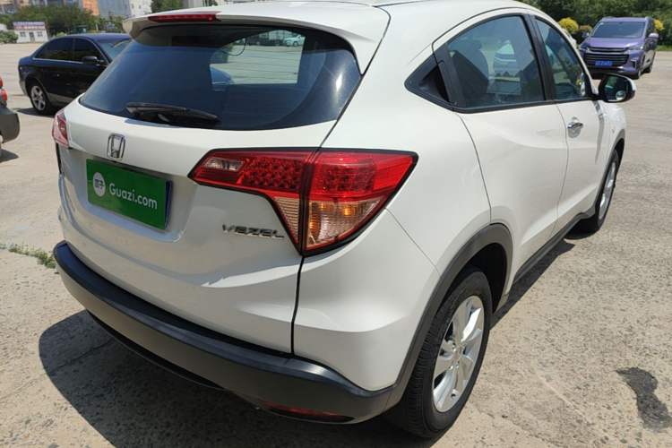 Used Honda Vezel 2017 1.5L CVT 2WD Comfort Model Rear Right 45 Deg
