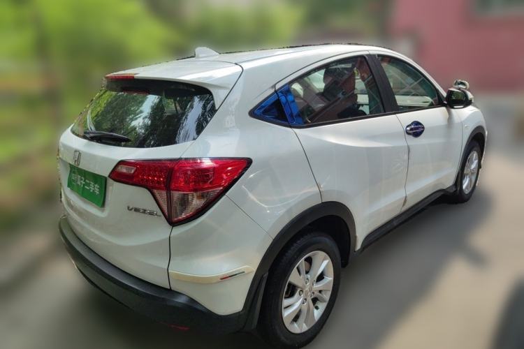 Used Honda Vezel 2017 1.5L CVT 2WD Comfort Model Rear Right 45 Deg