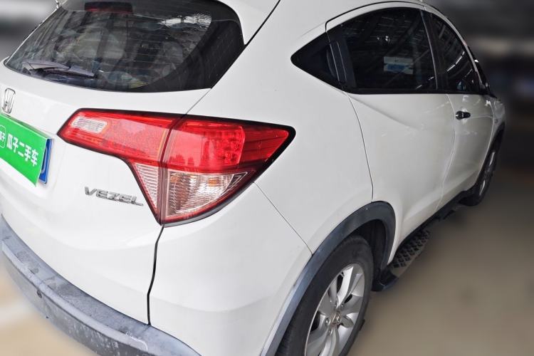 Used Honda Vezel 2017 1.5L CVT 2WD Comfort Model Rear Right 45 Deg