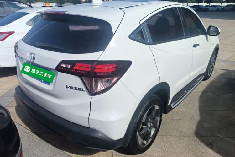 Used Honda Vezel 2017 1.8L CVT Front-Wheel Drive Pioneer Edition Rear Right 45 Deg