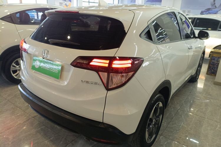 Used Honda Vezel 2017 1.8L CVT Front-Wheel Drive Pioneer Edition Rear Right 45 Deg