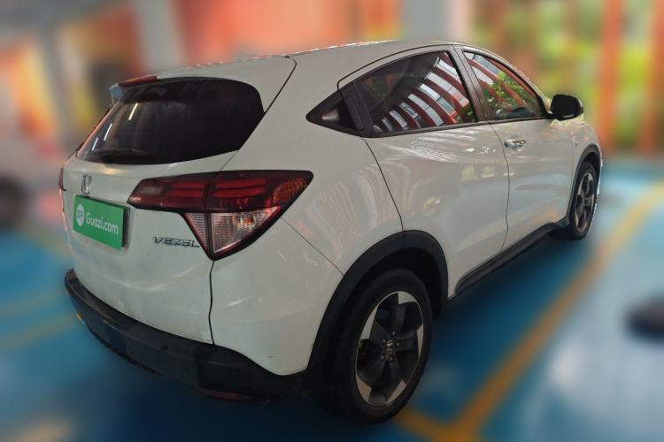 Used Honda Vezel 2017 1.8L CVT Front-Wheel Drive Pioneer Edition Rear Right 45 Deg