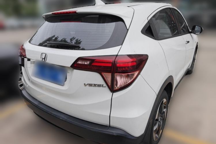 Used Honda Vezel 2017 1.8L CVT Front-Wheel Drive Pioneer Edition Rear Right 45 Deg