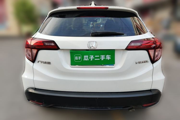 Used Honda Vezel 2017 1.8L CVT Front-Wheel Drive Pioneer Edition Rear