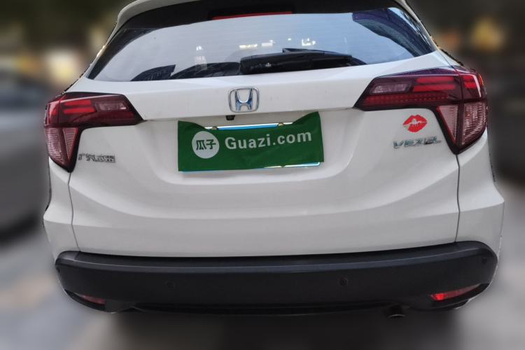 Used Honda Vezel 2017 1.8L CVT Front-Wheel Drive Pioneer Edition Rear
