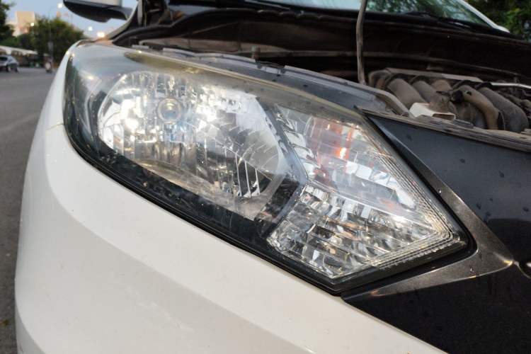 Used Honda Vezel 2017 1.5L CVT 2WD Comfort Model Right Front Headlight