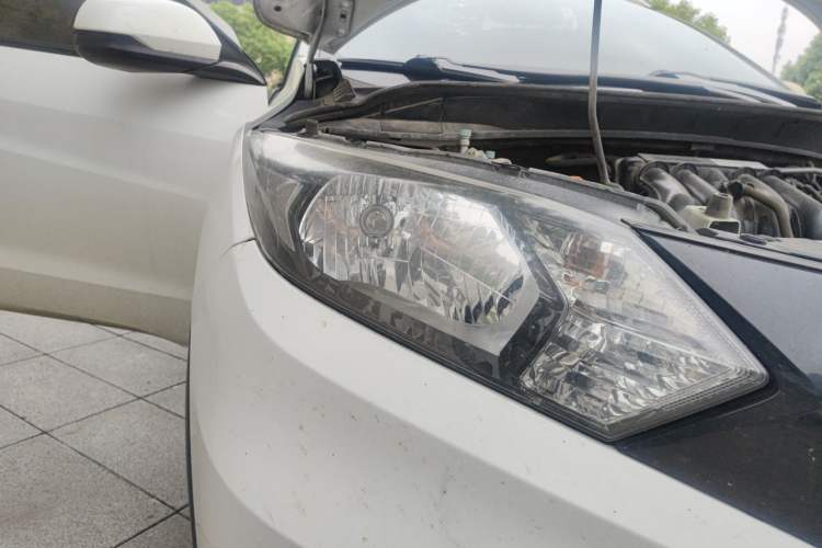 Used Honda Vezel 2017 1.5L CVT 2WD Comfort Model Right Front Headlight