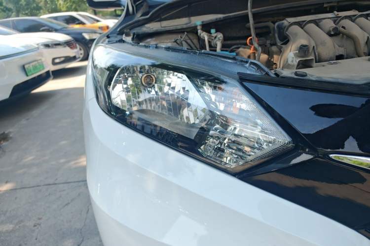 Used Honda Vezel 2017 1.5L CVT 2WD Comfort Model Right Front Headlight