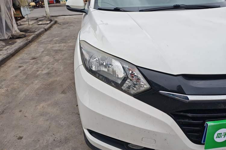 Used Honda Vezel 2017 1.5L CVT 2WD Comfort Model Right Front Headlight