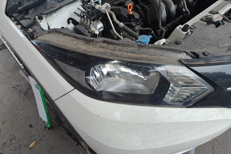 Used Honda Vezel 2017 1.5L CVT 2WD Comfort Model Right Front Headlight