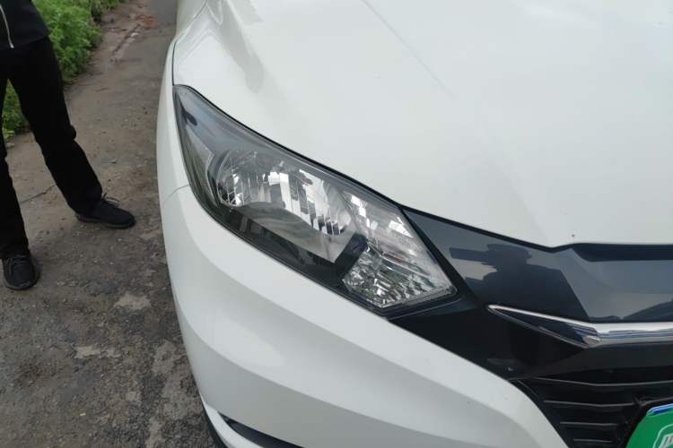 Used Honda Vezel 2017 1.5L CVT 2WD Comfort Model Right Front Headlight