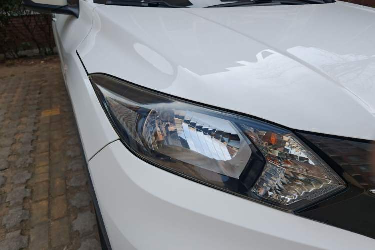 Used Honda Vezel 2017 1.5L CVT 2WD Comfort Model Right Front Headlight