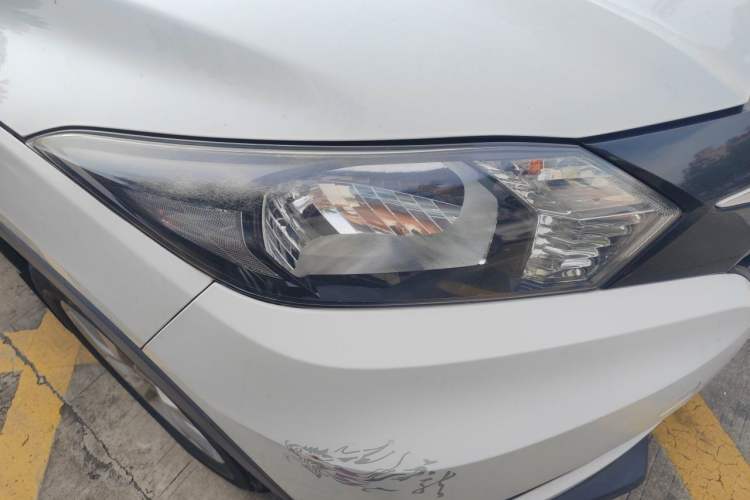 Used Honda Vezel 2017 1.5L CVT 2WD Comfort Model Right Front Headlight