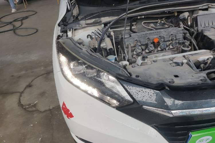 Used Honda Vezel 2017 1.8L CVT Front-Wheel Drive Pioneer Edition Right Front Headlight