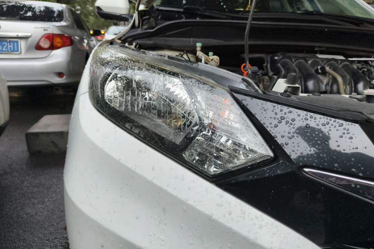 Used Honda Vezel 2017 1.5L CVT 2WD Comfort Model Right Front Headlight