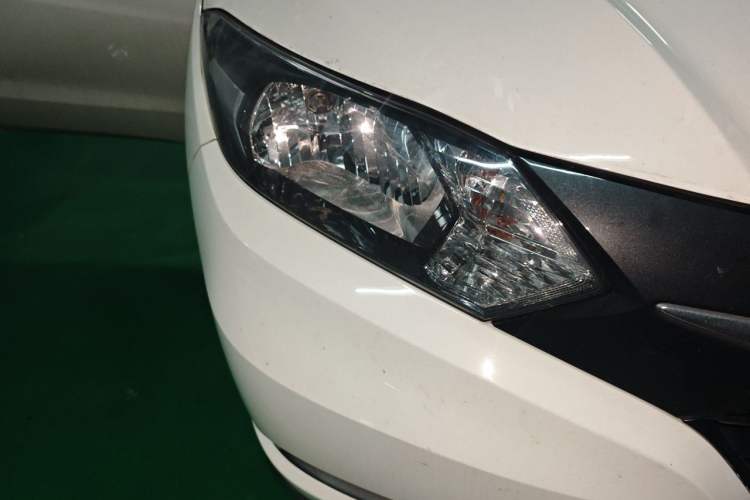 Used Honda Vezel 2017 1.5L CVT 2WD Comfort Model Right Front Headlight