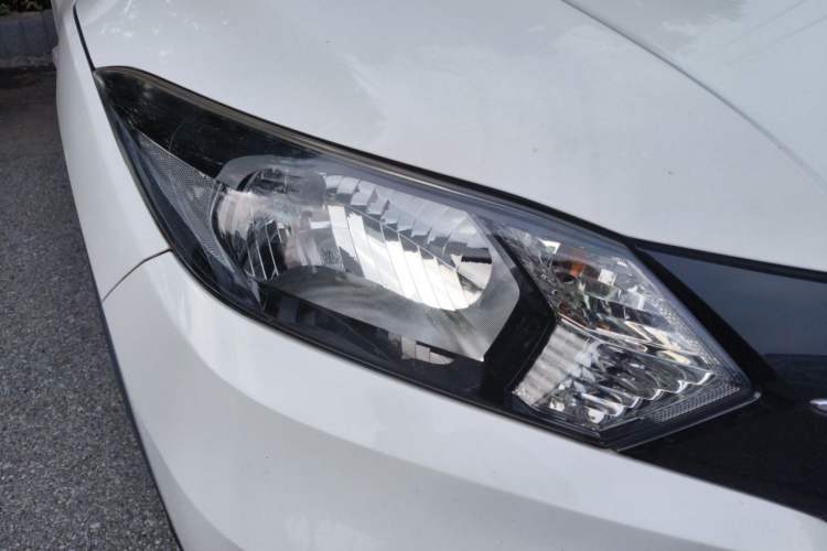 Used Honda Vezel 2017 1.5L CVT 2WD Comfort Model Right Front Headlight