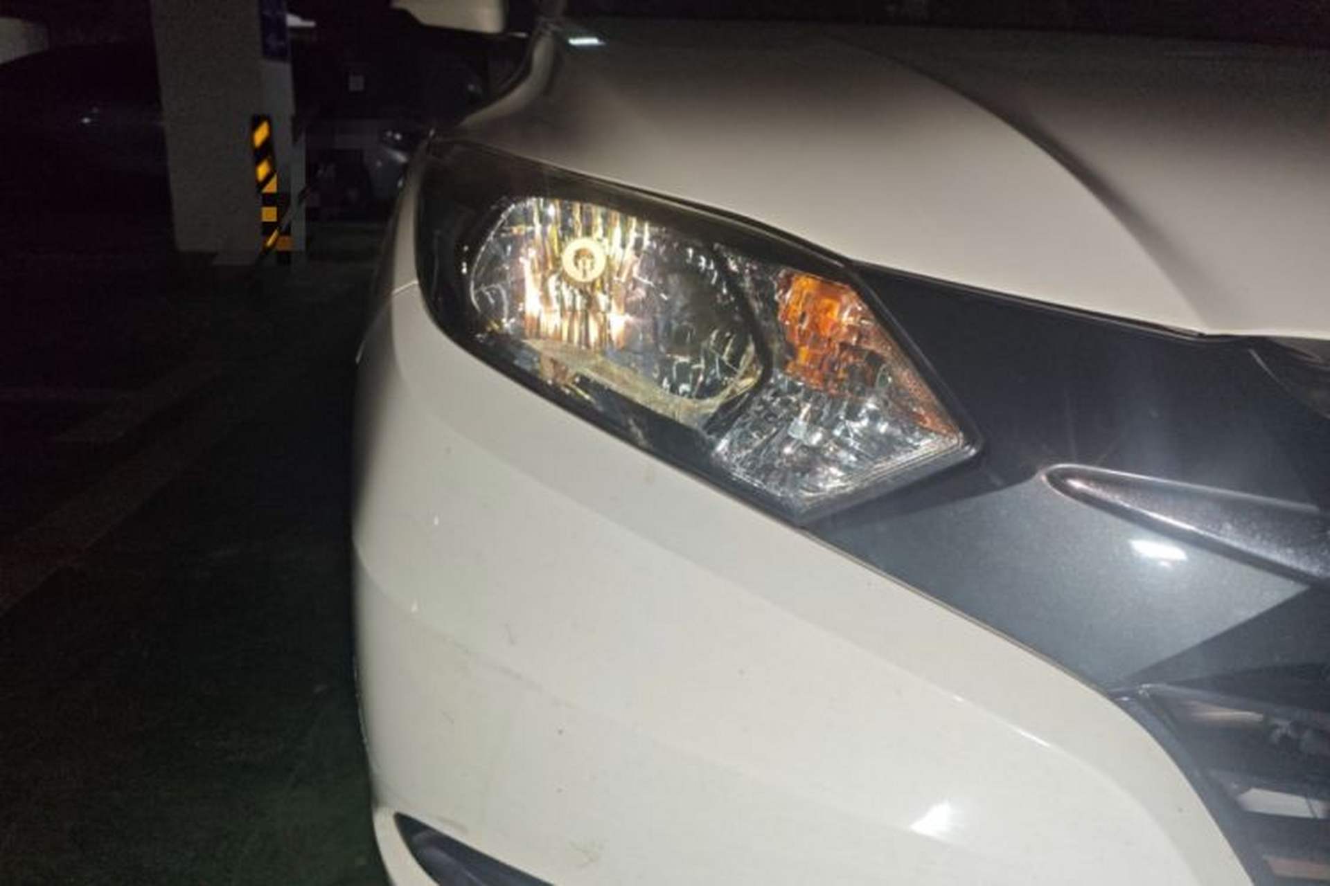 Used Honda Vezel 2017 1.5L CVT 2WD Comfort Model Right Front Headlight