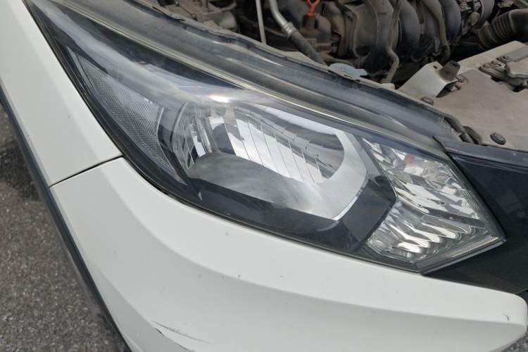 Used Honda Vezel 2017 1.5L CVT 2WD Comfort Model Right Front Headlight