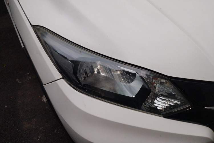 Used Honda Vezel 2017 1.5L CVT 2WD Comfort Model Right Front Headlight