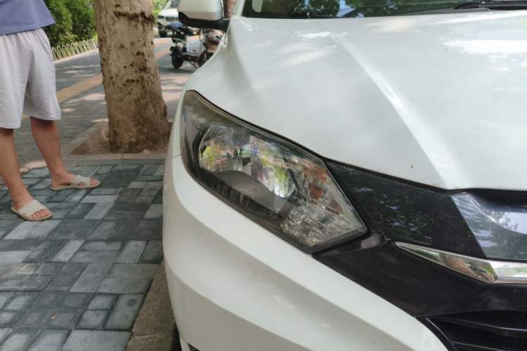 Used Honda Vezel 2017 1.5L CVT 2WD Comfort Model Right Front Headlight