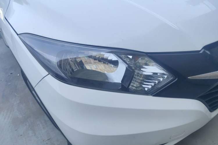 Used Honda Vezel 2017 1.5L CVT 2WD Comfort Model Right Front Headlight