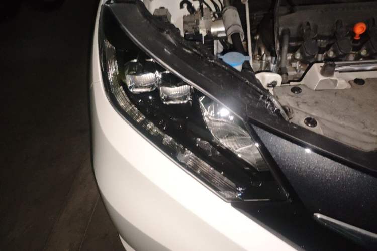 Used Honda Vezel 2017 1.8L CVT Front-Wheel Drive Pioneer Edition Right Front Headlight