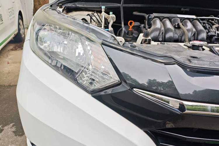 Used Honda Vezel 2017 1.5L CVT 2WD Comfort Model Right Front Headlight
