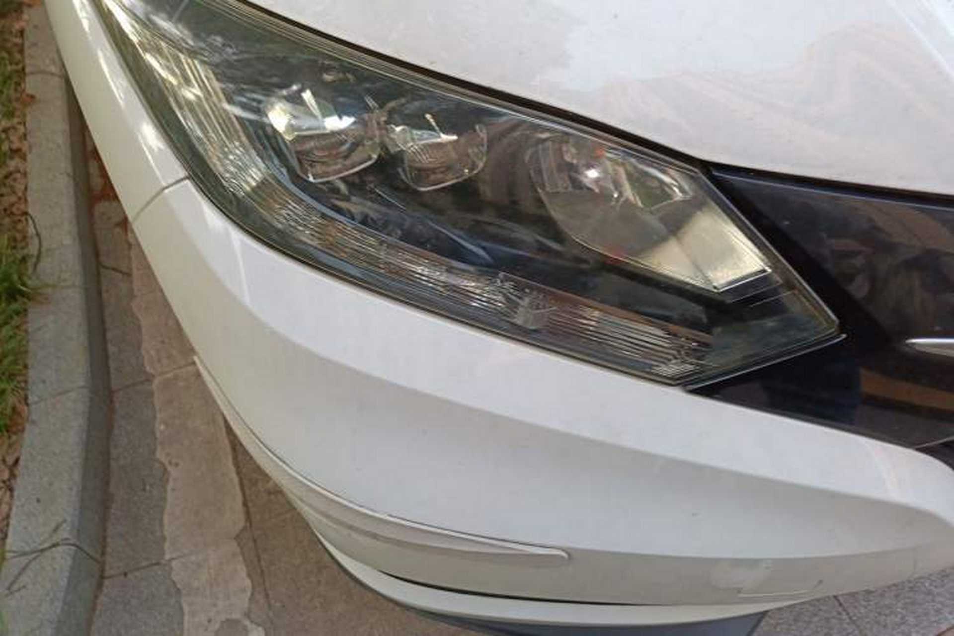 Used Honda Vezel 2017 1.8L CVT Front-Wheel Drive Pioneer Edition Right Front Headlight