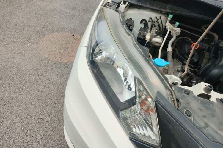 Used Honda Vezel 2017 1.5L CVT 2WD Comfort Model Right Front Headlight