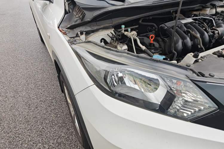 Used Honda Vezel 2017 1.5L CVT 2WD Comfort Model Right Front Headlight
