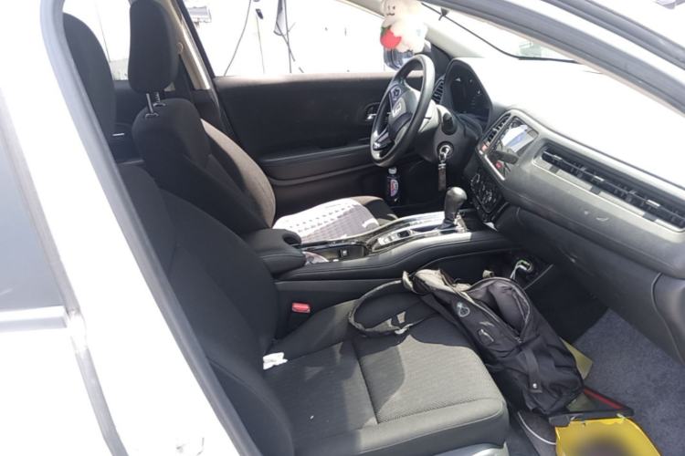 Used Honda Vezel 2017 1.5L CVT 2WD Comfort Model Right Front Seat