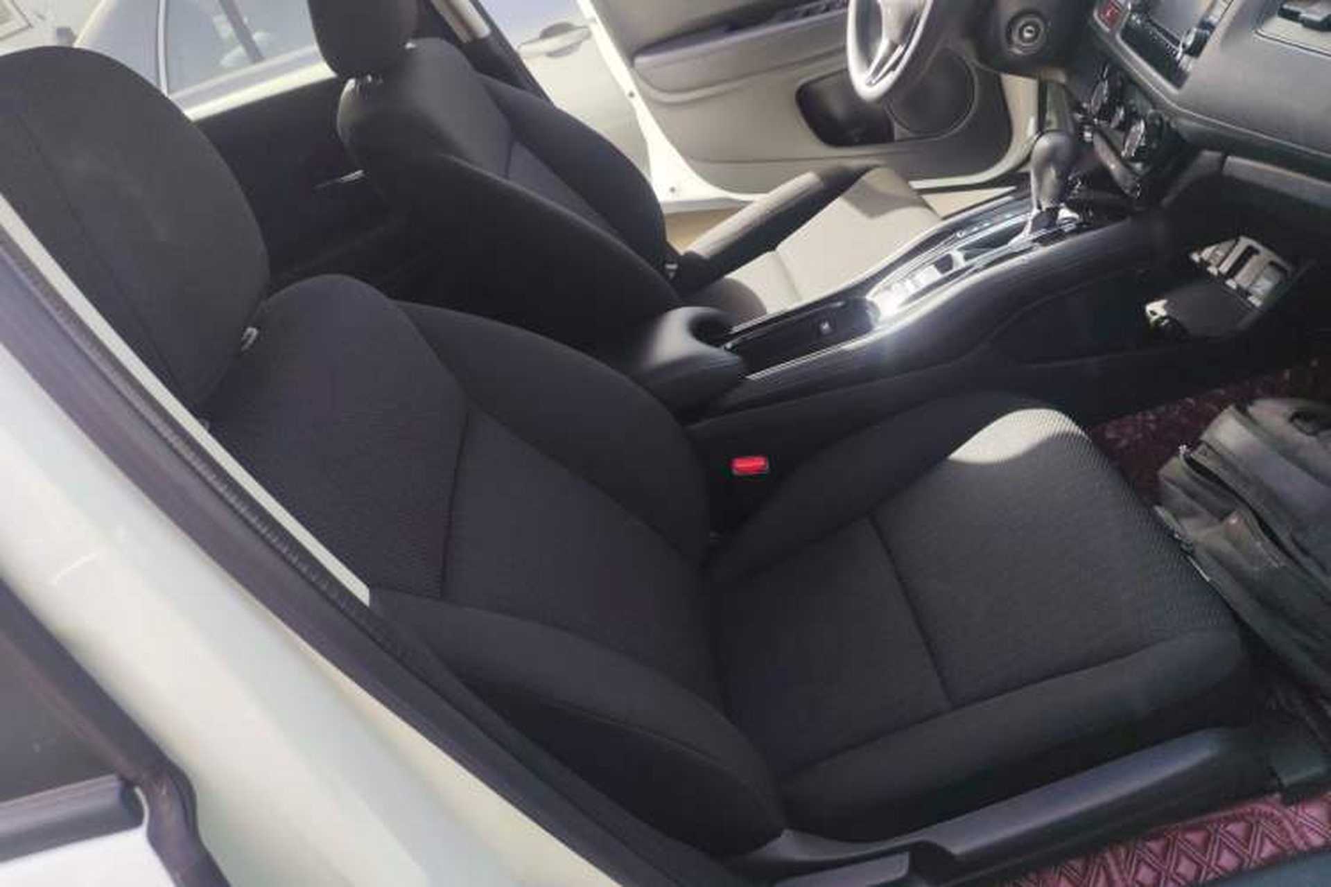 Used Honda Vezel 2017 1.5L CVT 2WD Comfort Model Right Front Seat