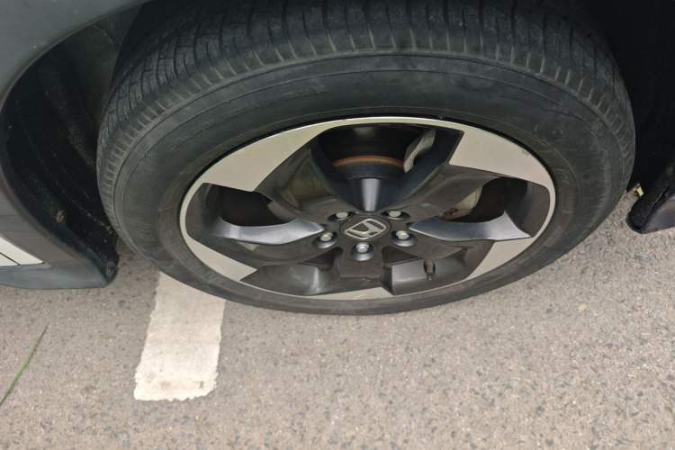 Used Honda Vezel 2017 1.8L CVT Front-Wheel Drive Pioneer Edition Right Front Wheel Hub
